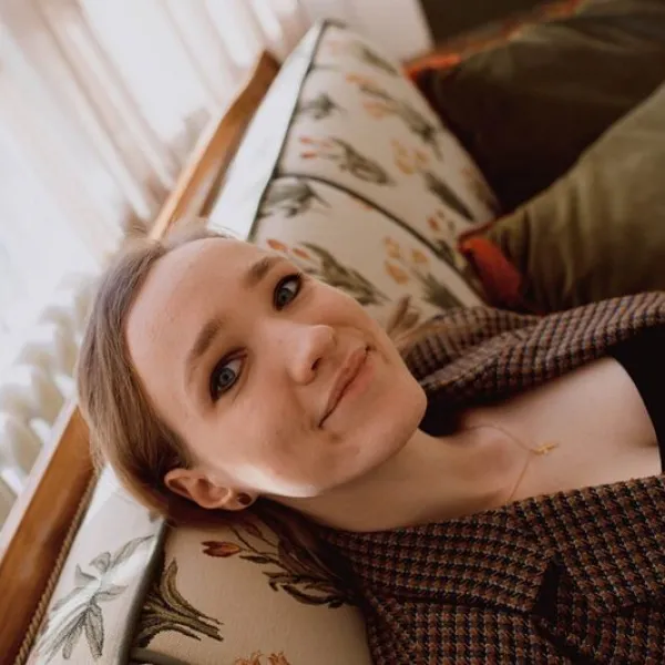 Полина